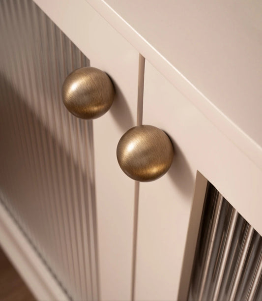 Antique Brass round Cabinet Handles Drawer Knobs Solid Vintage Bronze Knob Retro Brass Kitchen Hardware for Cupboard Furniture