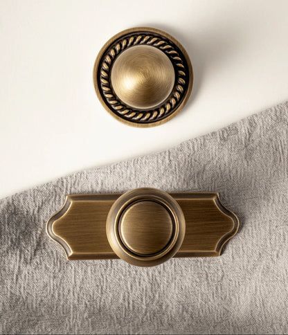 Antique Brass Cabinet Handles with Backplate Solid Bronze Vintage Wardrobe Pulls Kitchen Cupboard Door Knobs Furniture Handle