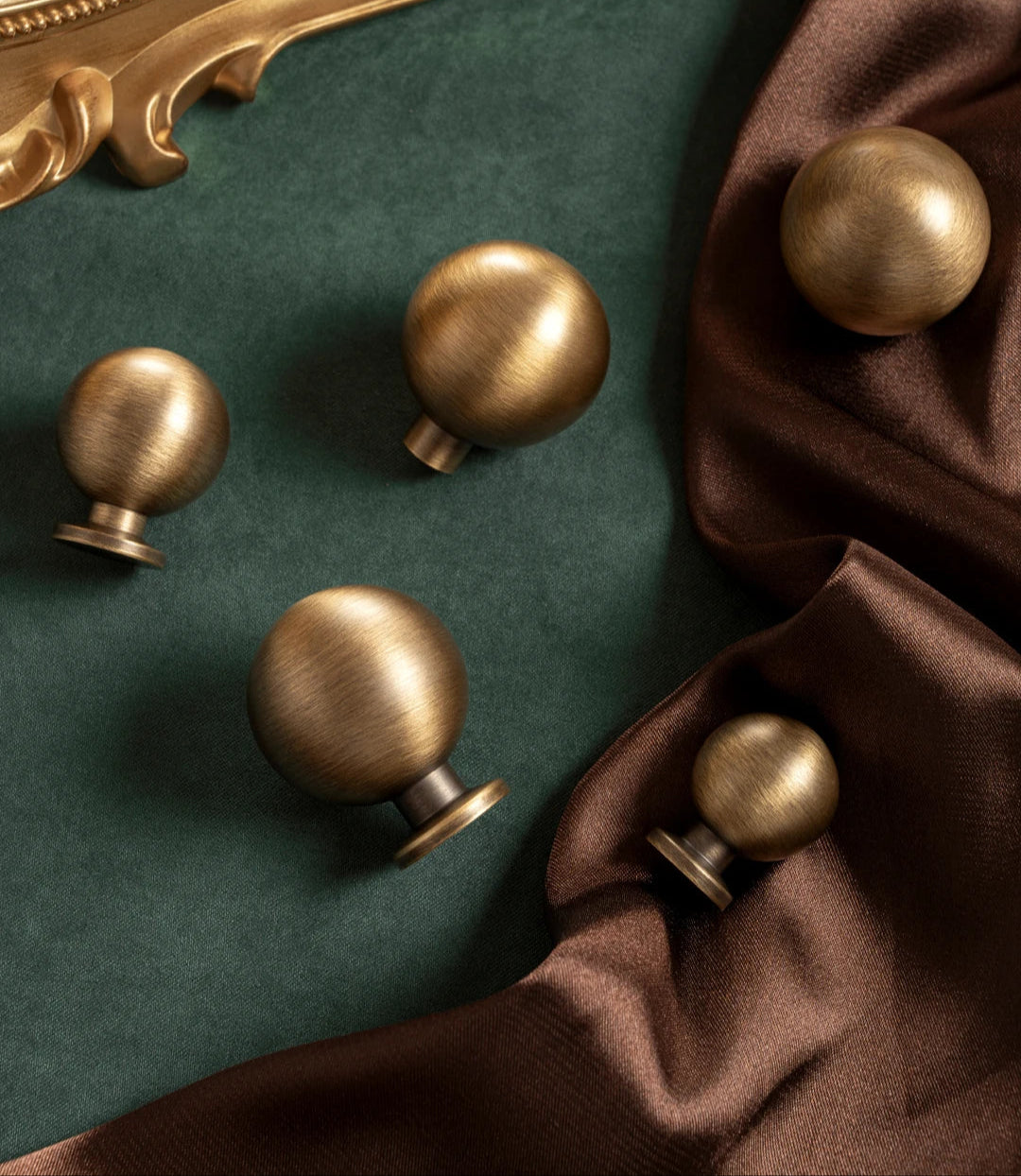 Antique Brass round Cabinet Handles Drawer Knobs Solid Vintage Bronze Knob Retro Brass Kitchen Hardware for Cupboard Furniture