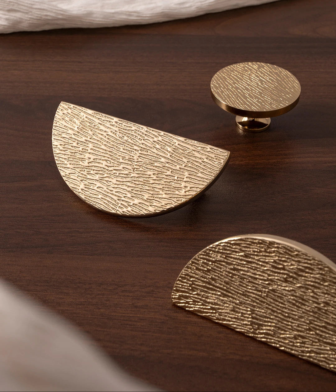 Solid Brass Cabinet Handle round Kitchen Cabinets Pulls High-End Luxury Wardrobe Handle Furniture Drawer Gold Knob