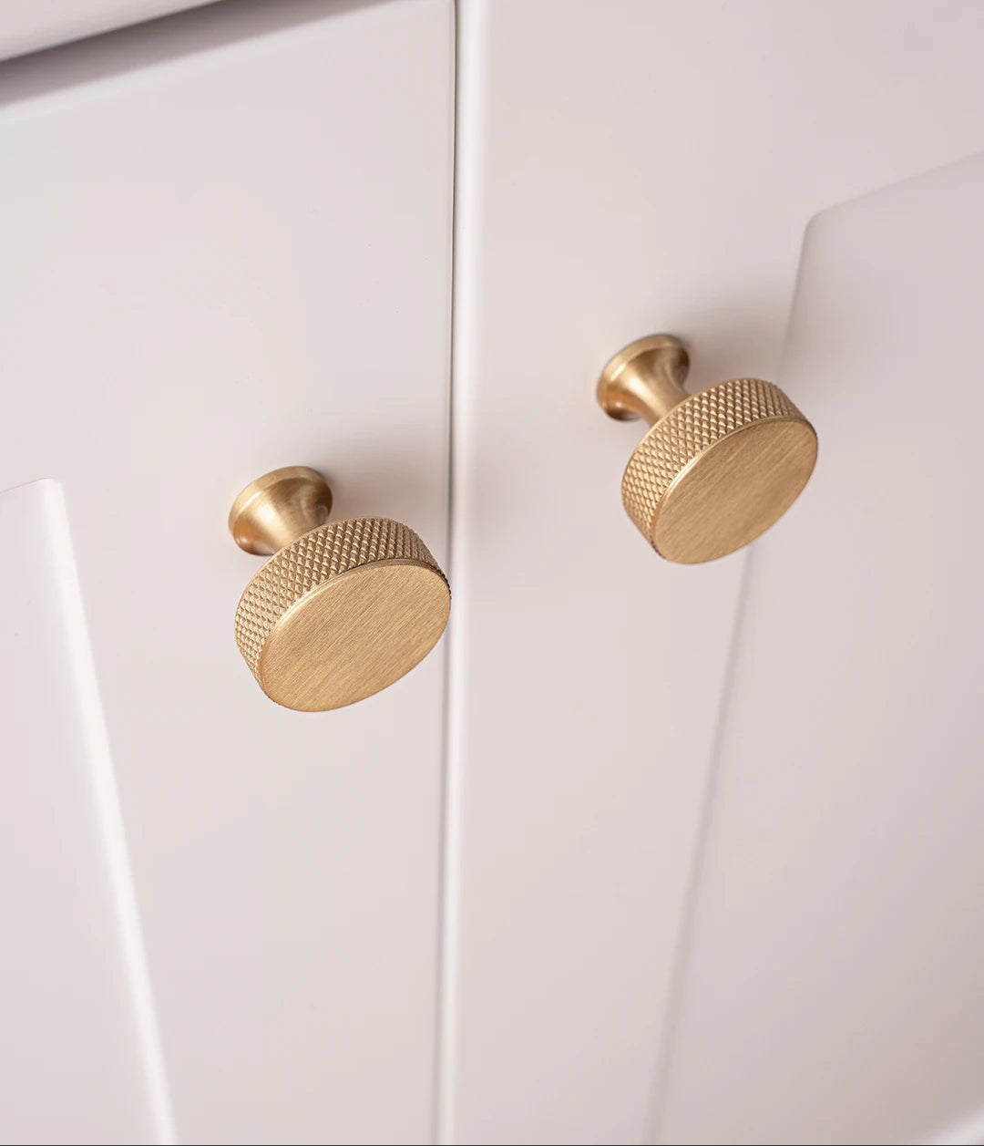 Solid Brushed Brass Handle Cross Knurled Kitchen Cabinet Pulls Wardrobe Drawer Knob