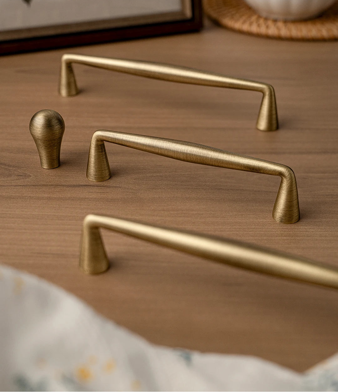 Solid Antique Brass Handle Kitchen Cabinet Pull Wardrobe Drawer Knob Furniture Hardware Long