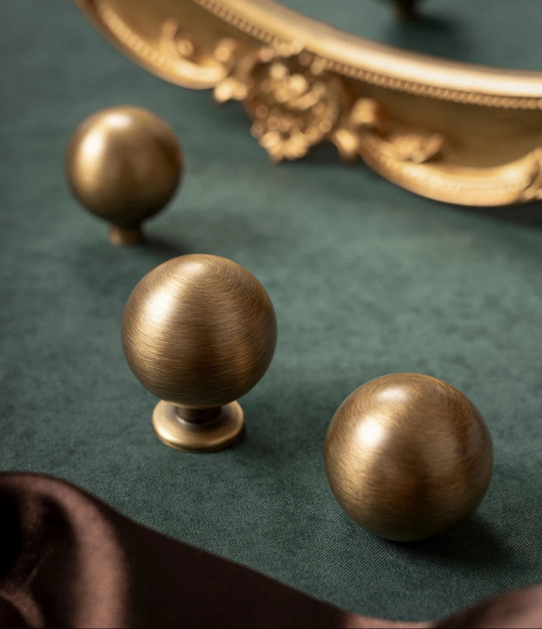 Antique Brass round Cabinet Handles Drawer Knobs Solid Vintage Bronze Knob Retro Brass Kitchen Hardware for Cupboard Furniture