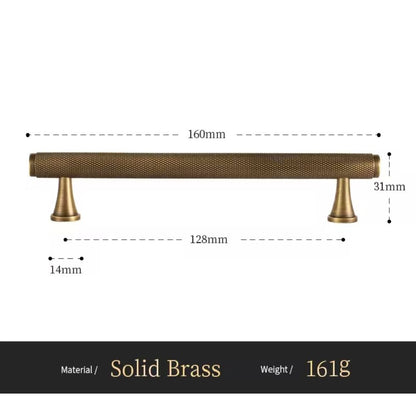 Geborstelde messing meubelgreep 160mm, modern klassiek design, Aurel luxury hardware.